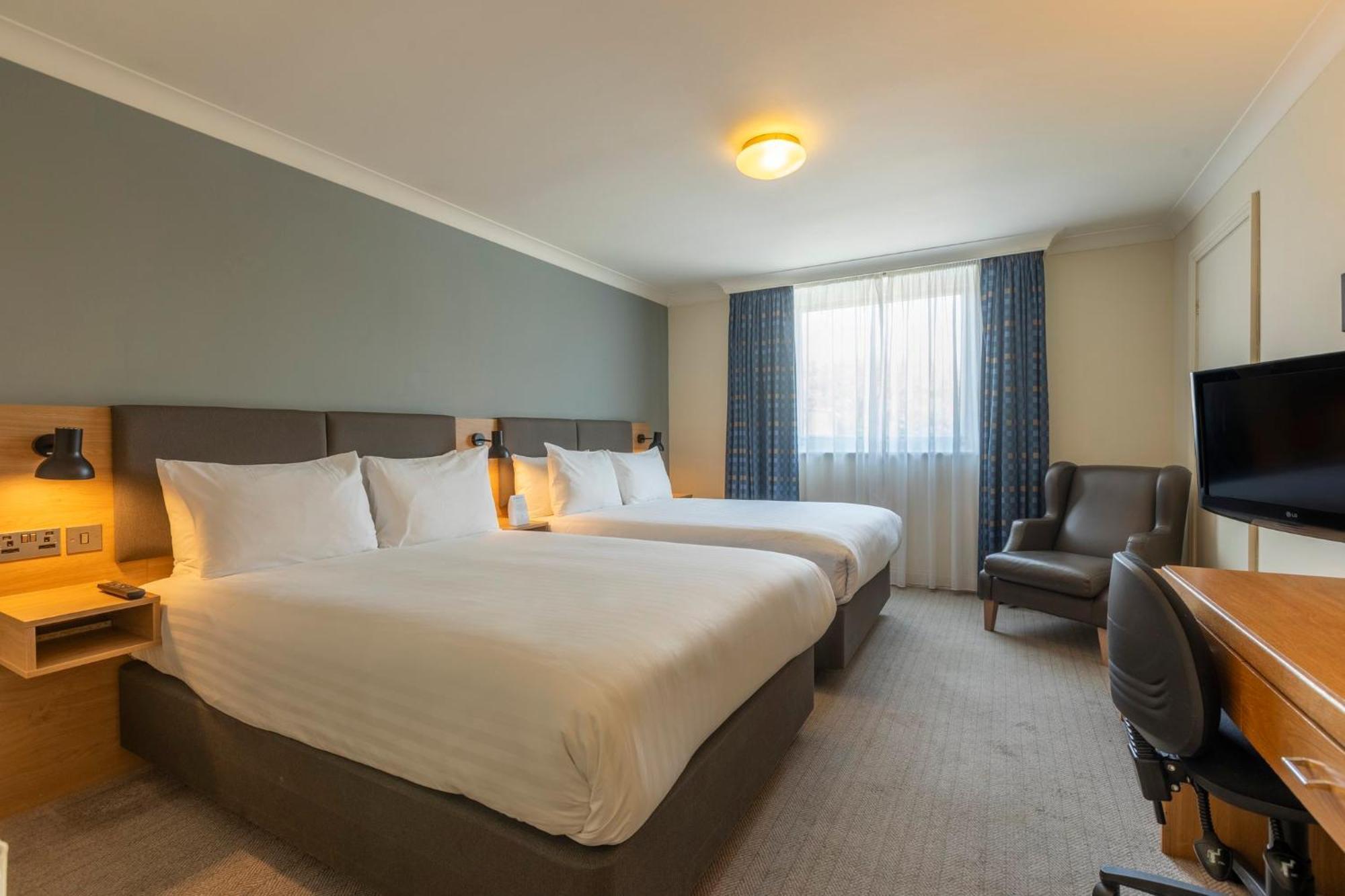 Holiday Inn Brentwood By Ihg Kültér fotó