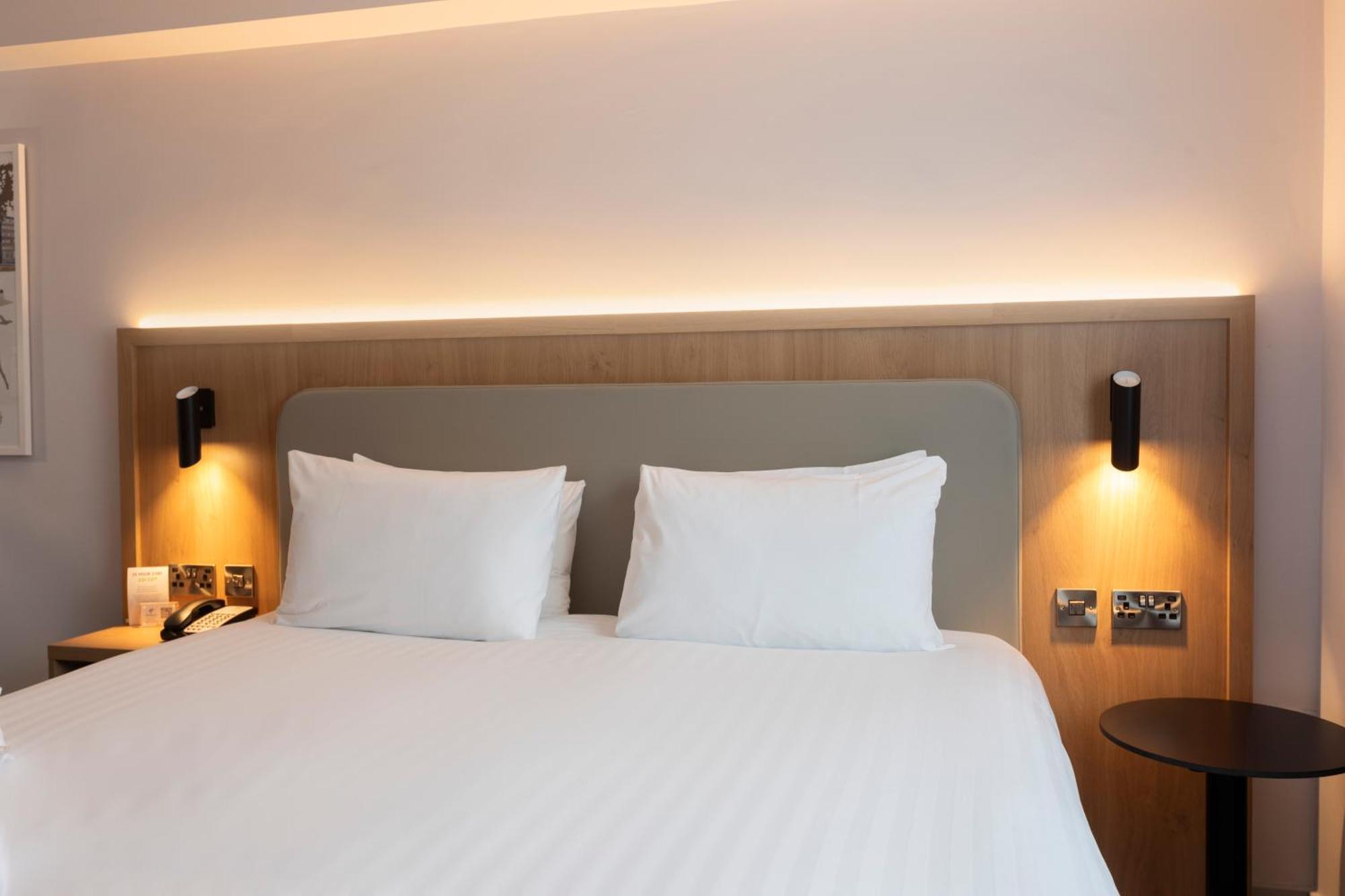 Holiday Inn Brentwood By Ihg Kültér fotó