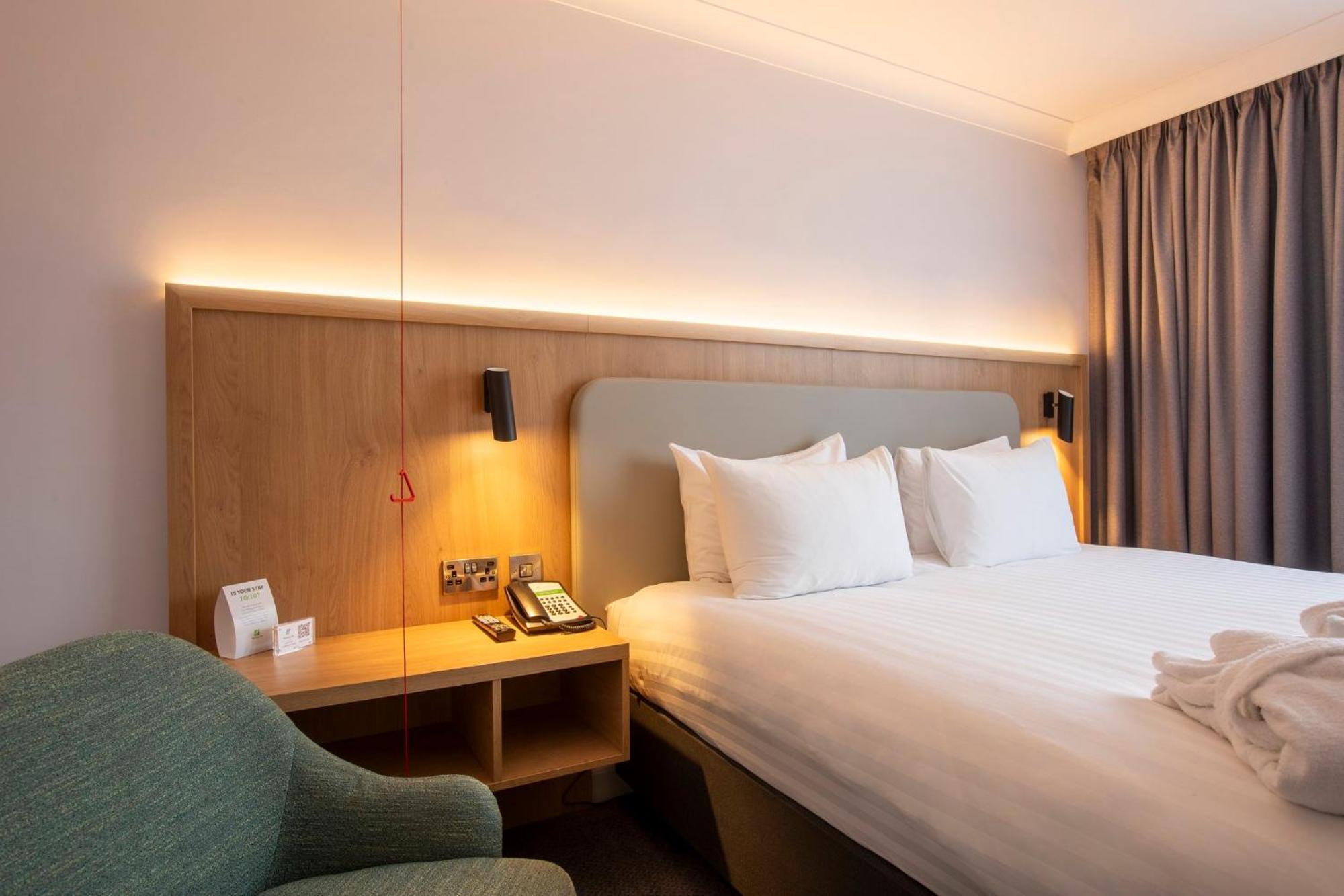 Holiday Inn Brentwood By Ihg Kültér fotó