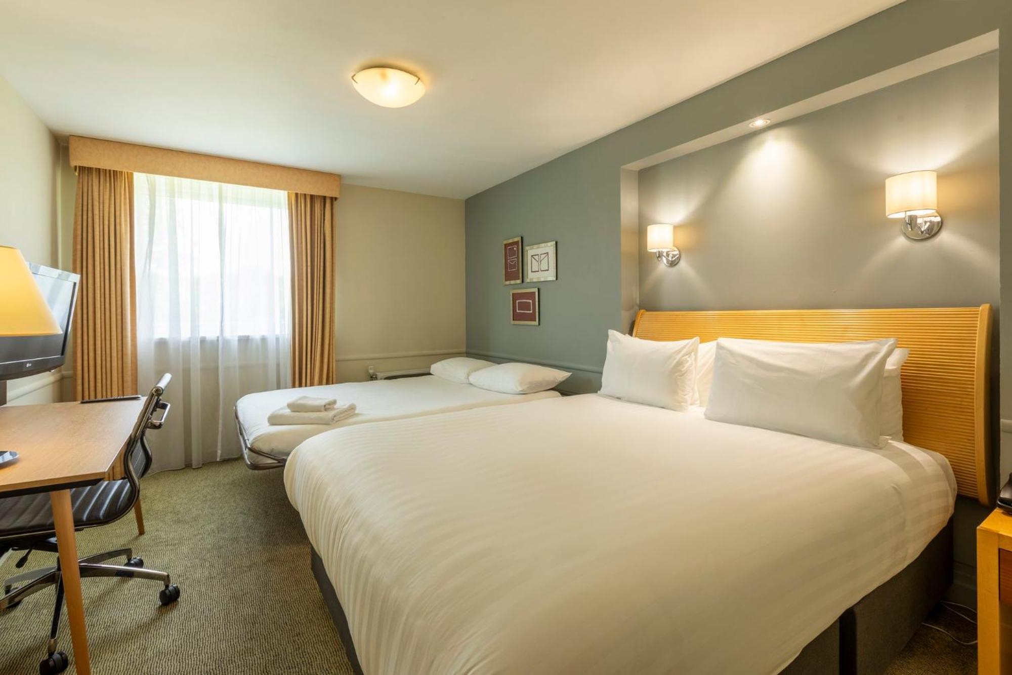 Holiday Inn Brentwood By Ihg Kültér fotó